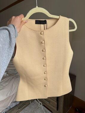 NWWT - Zara Butter yellow waistcoat - never worn with tags